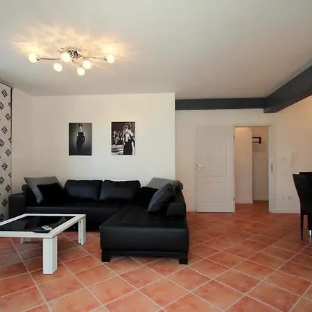Guest house 4 Star With Sea View In Zambratija (Istria)
