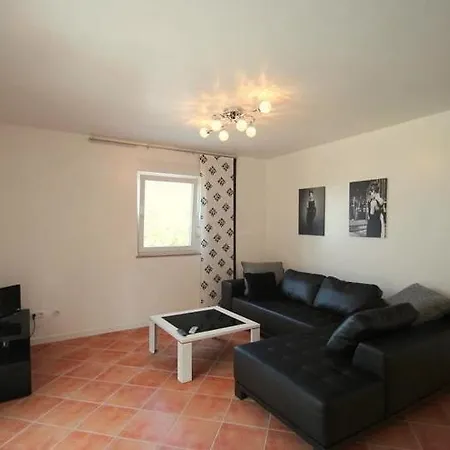 Guest house 4 Star With Sea View In Zambratija (Istria)