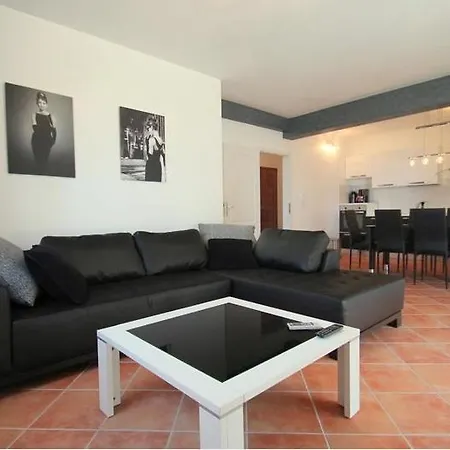 4 Star With Sea View In